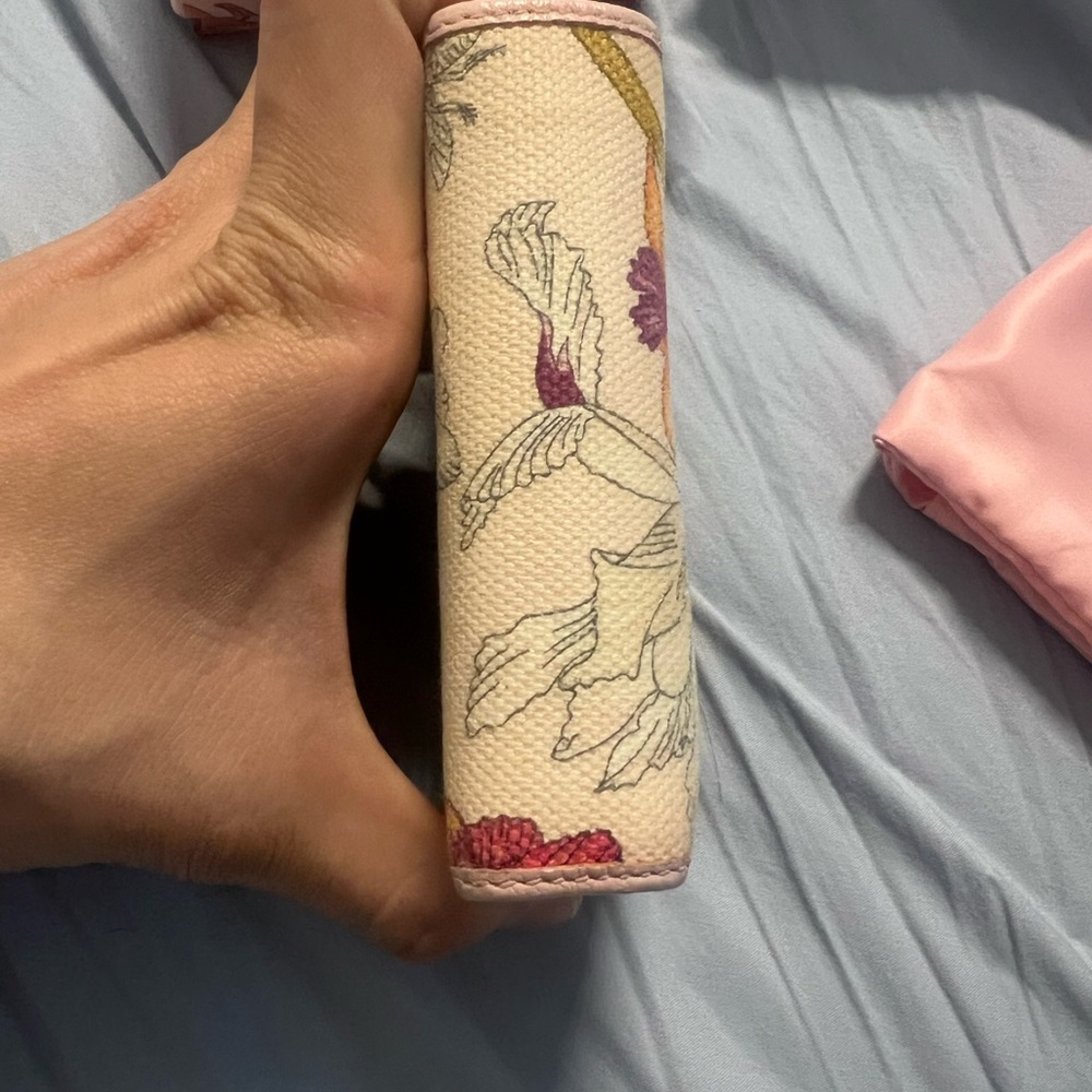 GG Marmont Flora Compact Bi-Fold Wallet - Picture 6 of 12